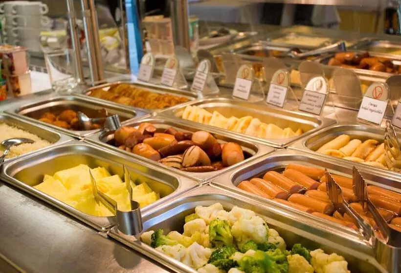 Отель Victoria & Business Centre Minsk