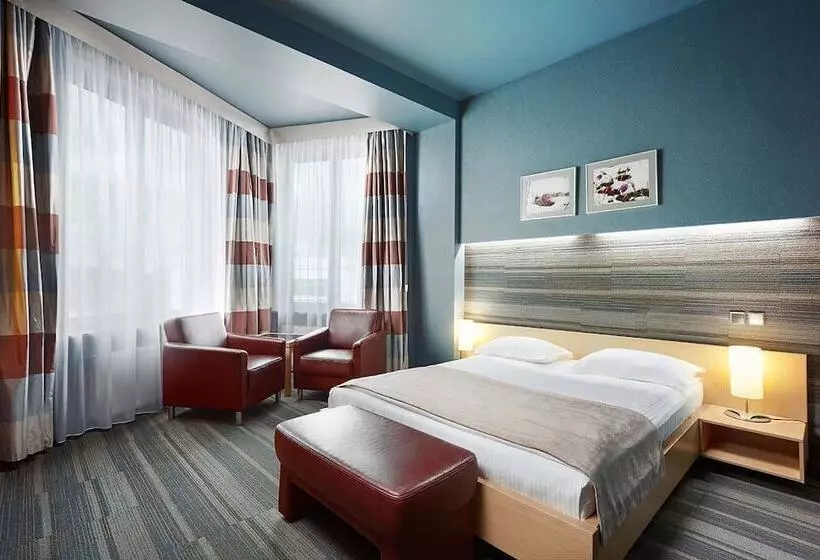 ホテル Victoria  & Business Centre Minsk