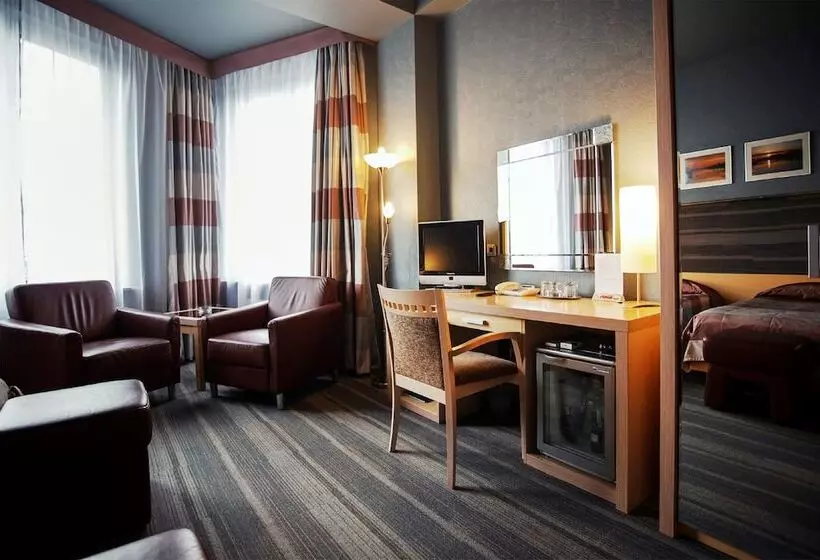 ホテル Victoria  & Business Centre Minsk