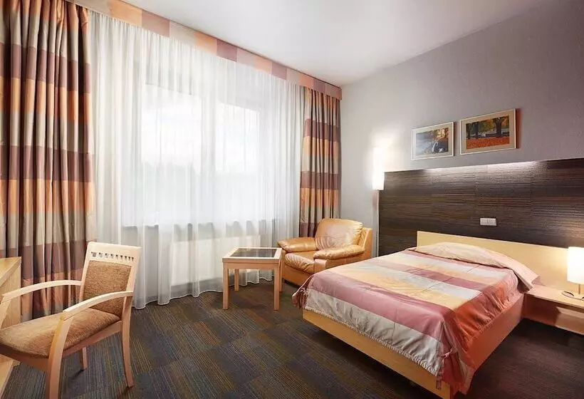 ホテル Victoria  & Business Centre Minsk