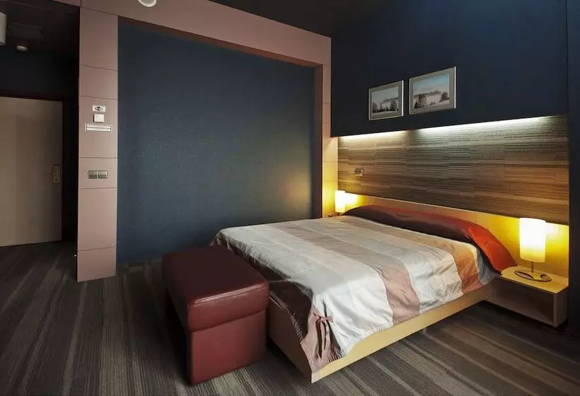 ホテル Victoria  & Business Centre Minsk