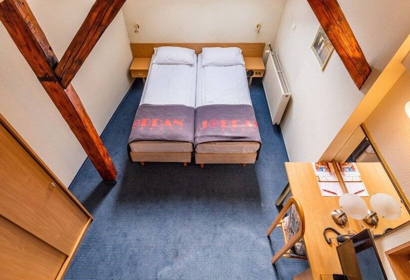 Jordan Pokoje Gościnne