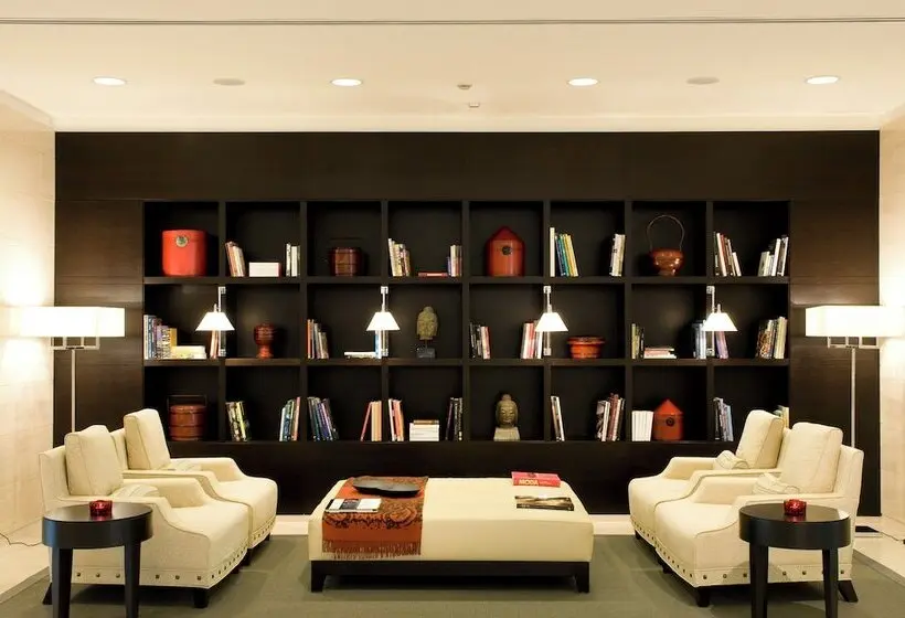 Starhotels Grand Milan