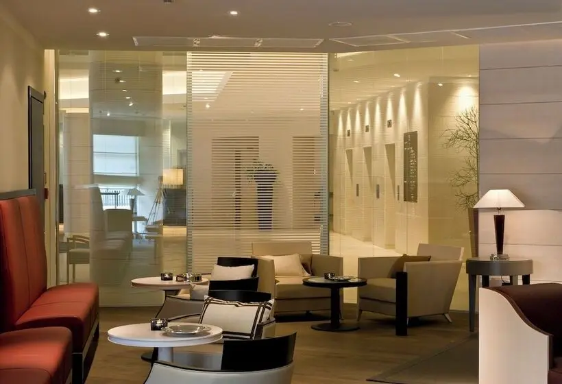 Starhotels Grand Milan