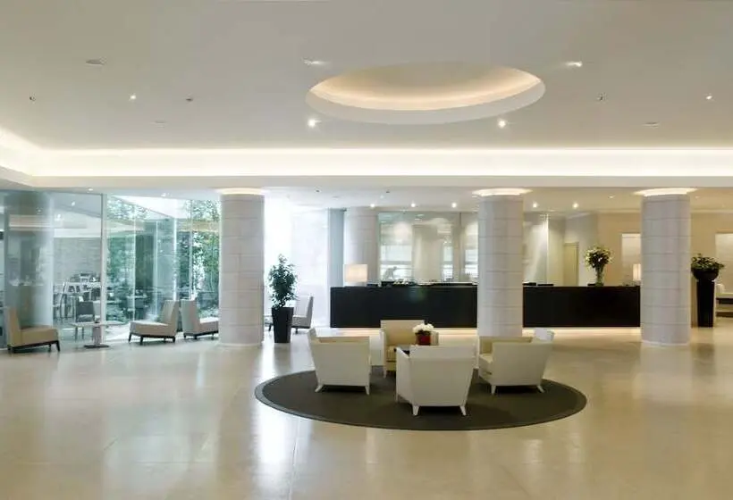 Starhotels Grand Milan