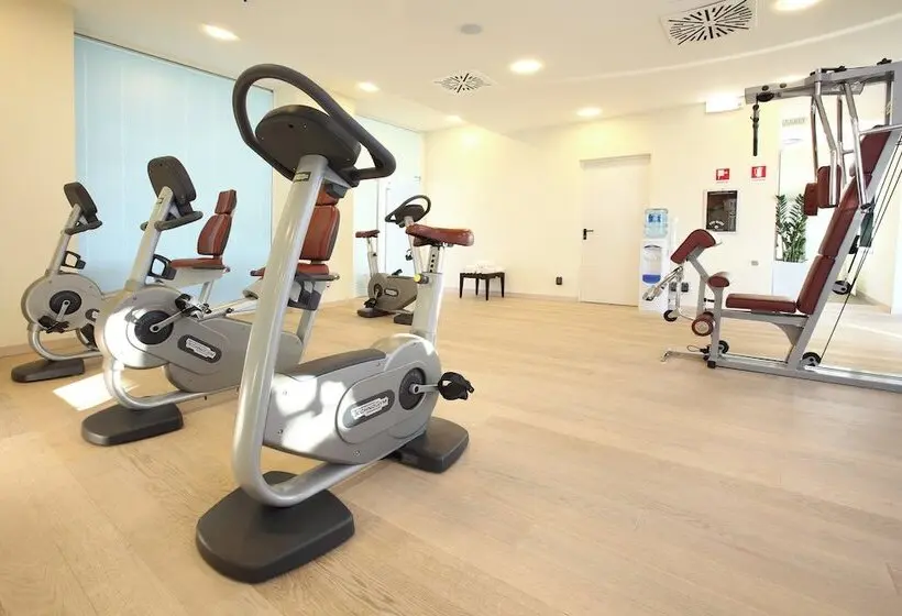 Starhotels Grand Milan