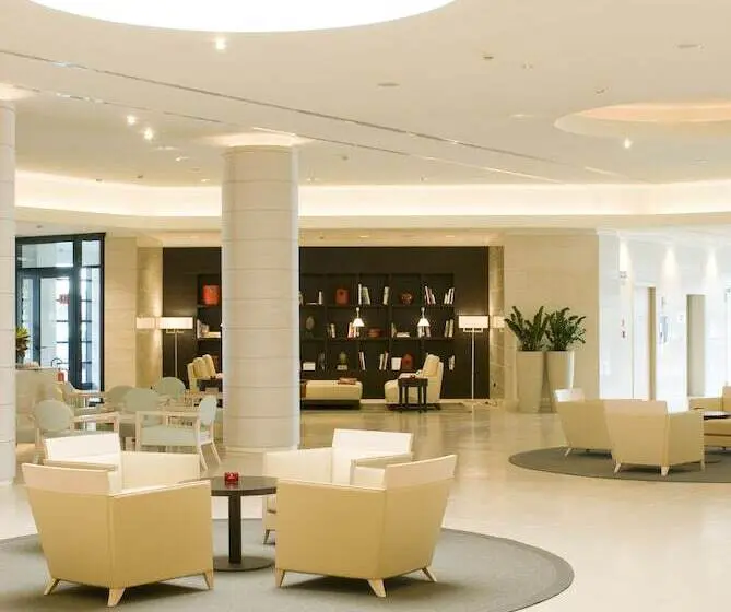 Starhotels Grand Milan