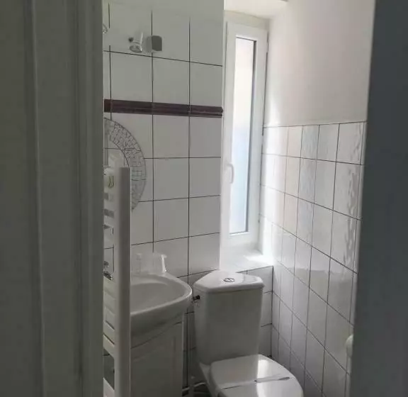 Hotelli Le Crist Al, Hôtel Familial, Climatisé, En Front De Mer