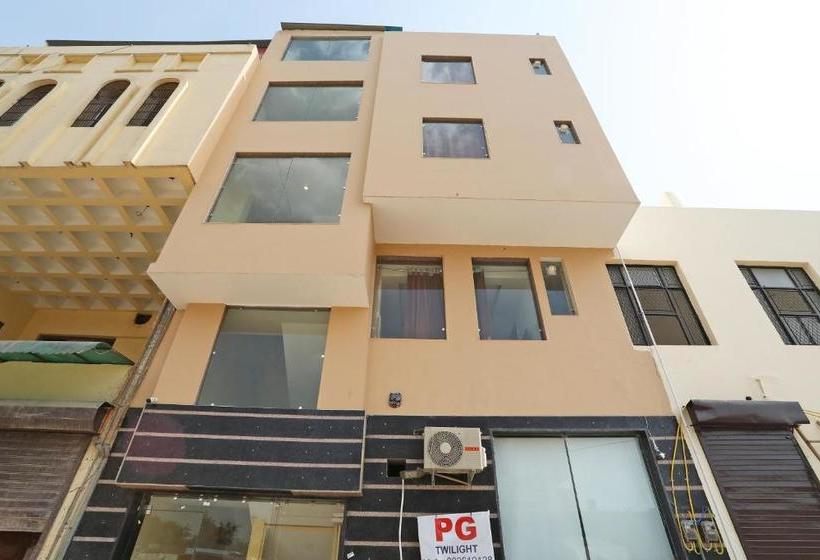 Spot On Hotel Fresh Wave