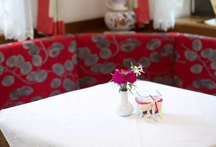 Tannerhof Bed & Breakfast