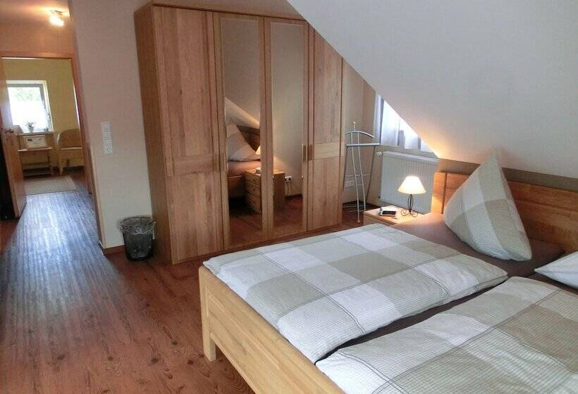 Bed and Breakfast Ferienweingut Hirschen Schulstraße