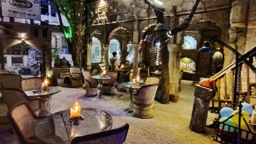 Hotel Jhankar Haveli