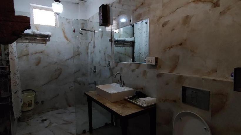 Hotel Jhankar Haveli