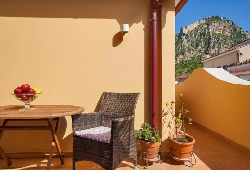 בית מלון כפרי Aetoma