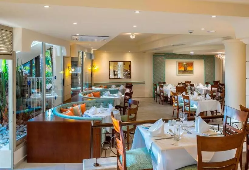 Aquamare Beach Hotel & Spa