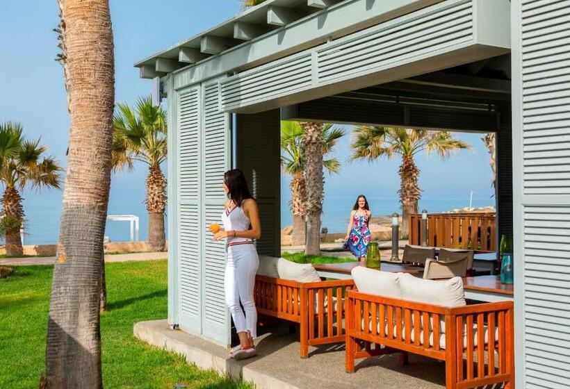 Aquamare Beach Hotel & Spa