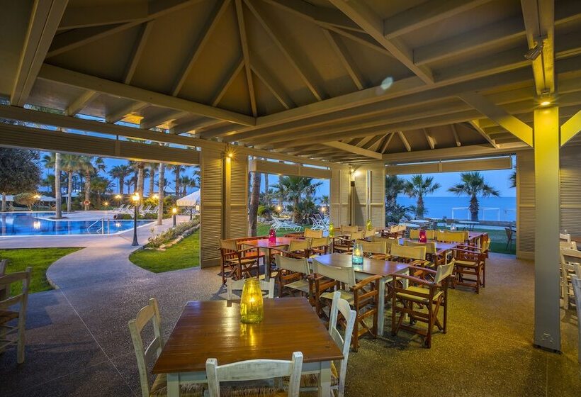 Aquamare Beach Hotel & Spa