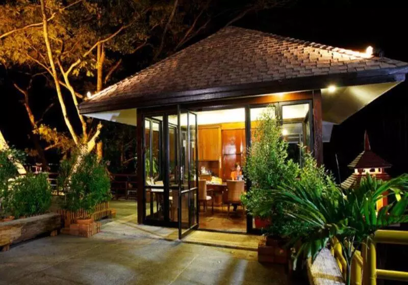 בית מלון כפרי Baan Krating Phuket Resort  Sha Plus