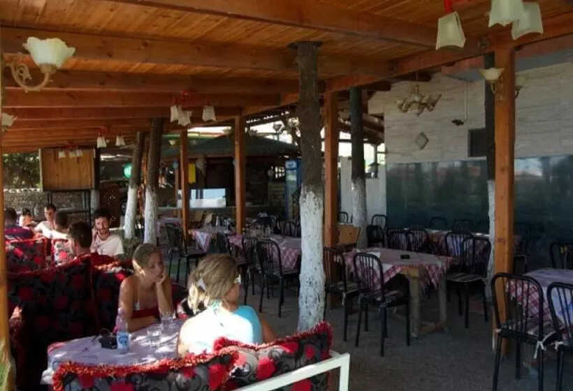 בית מלון כפרי Benilva