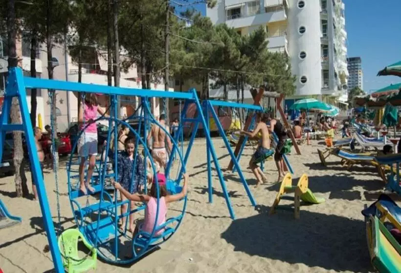 בית מלון כפרי Benilva