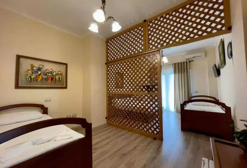 בית מלון כפרי Benilva