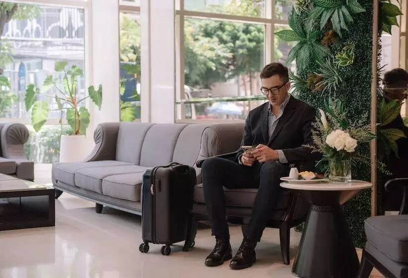 Hotel Centre Point Sukhumvit Thong Lo