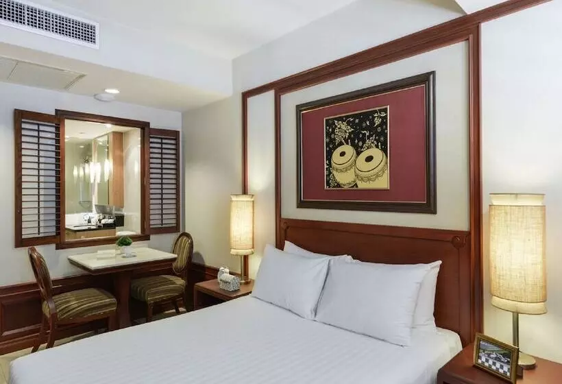 Hotel Centre Point Sukhumvit Thong Lo