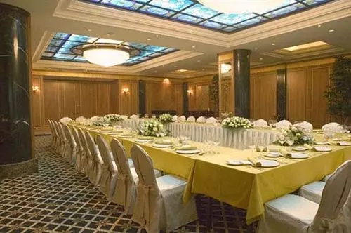 호텔 Donbass Palace