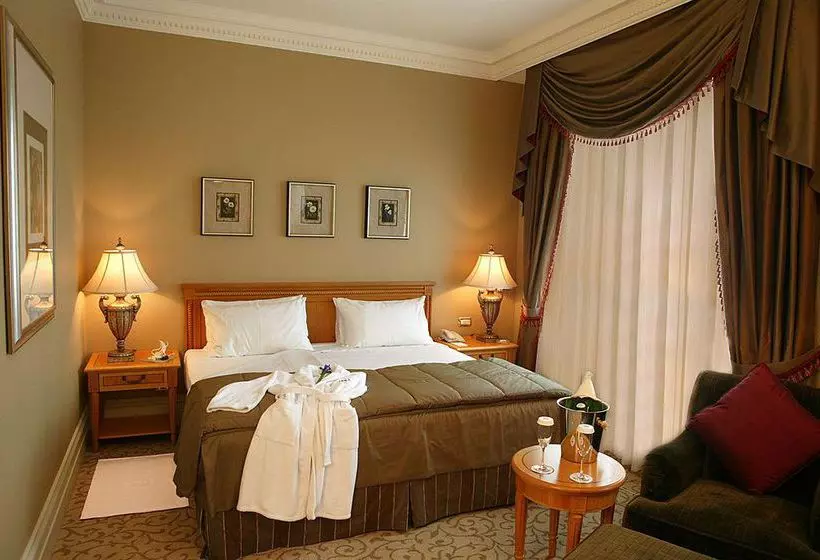 호텔 Donbass Palace