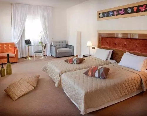 Отель Dovitel Boutique