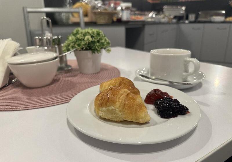 בית מלון כפרי Downtown Krakow