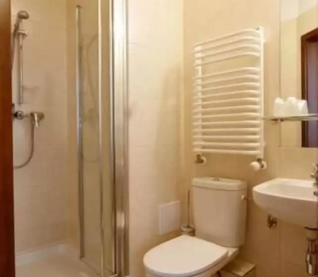 هتل Downtown Krakow