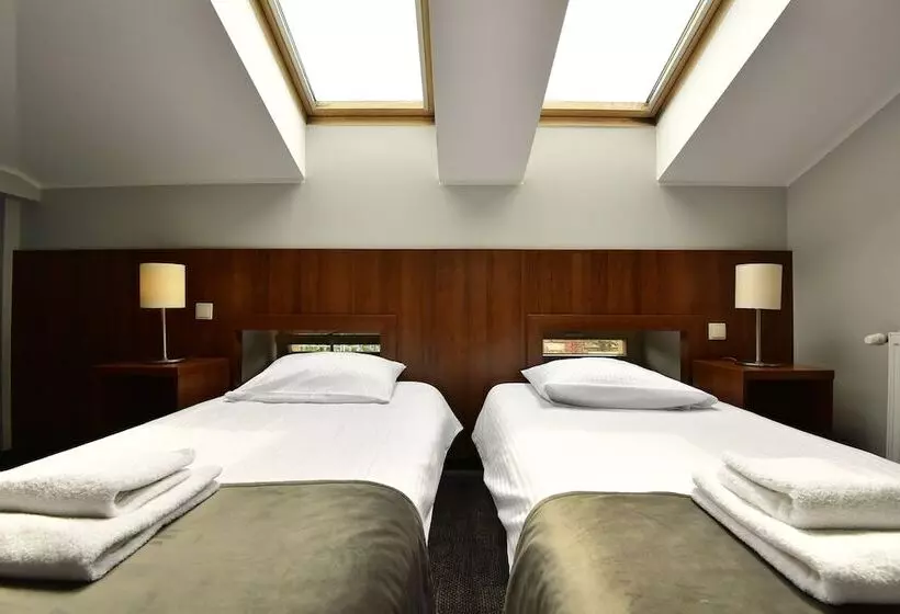 هتل Downtown Krakow