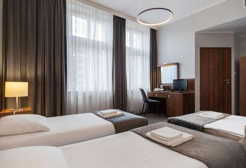 בית מלון כפרי Downtown Krakow