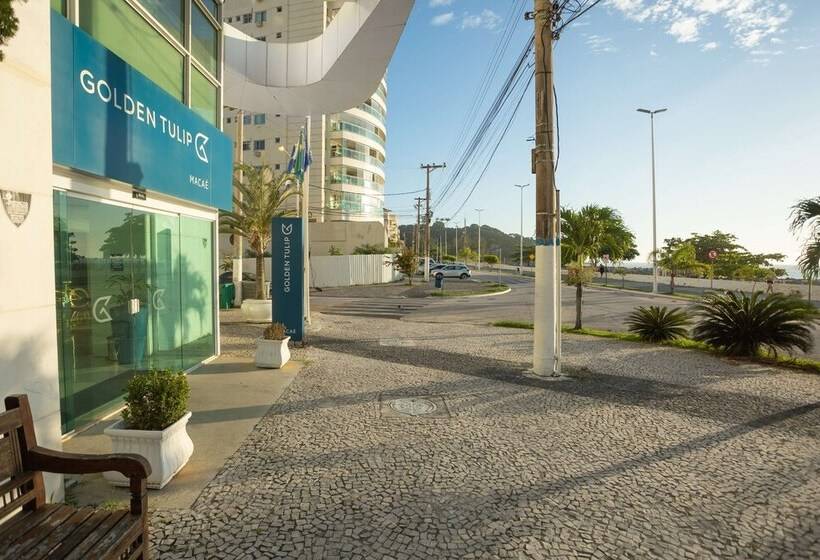 ホテル Golden Tulip Macae