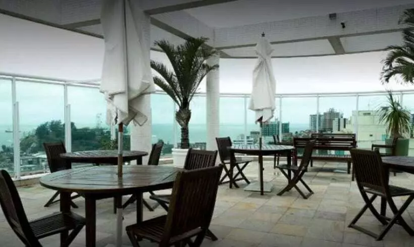 酒店 Golden Tulip Macae