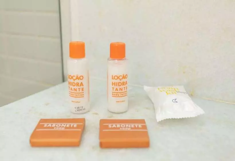 酒店 Golden Tulip Macae