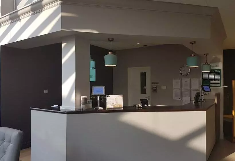 בית מלון כפרי Holiday Inn Leamington Spa   Warwick, An Ihg