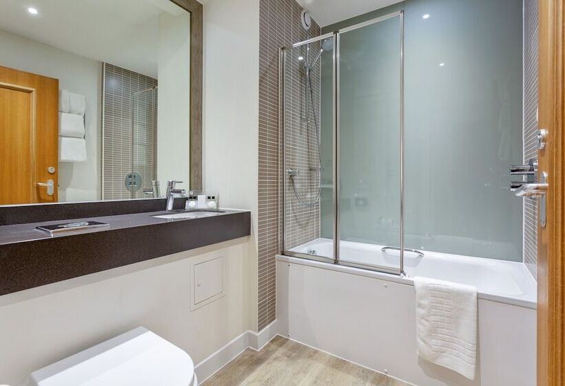 فندق Holiday Inn Leamington Spa   Warwick, An Ihg