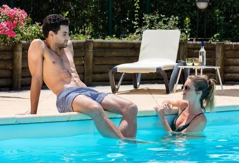 Отель Hôtel Vitalparc