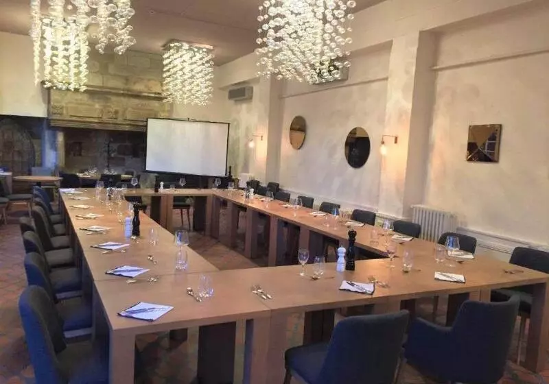 酒店 La Reserve De Brive