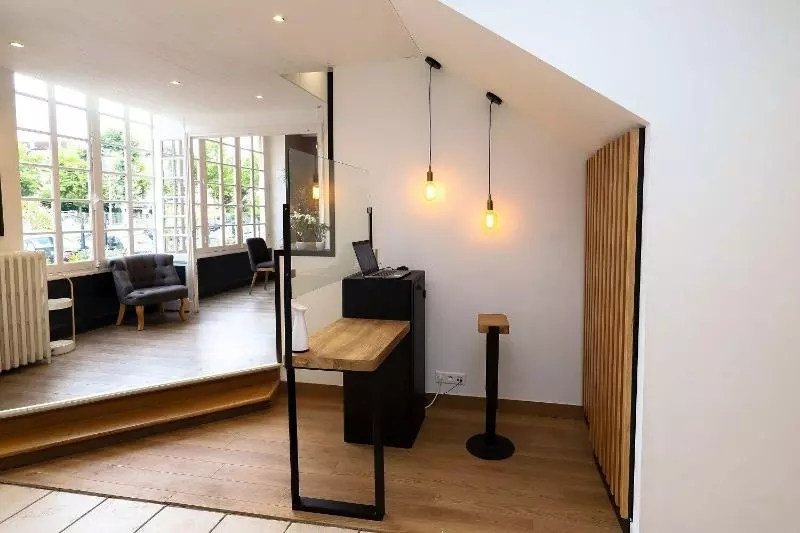 酒店 La Reserve De Brive