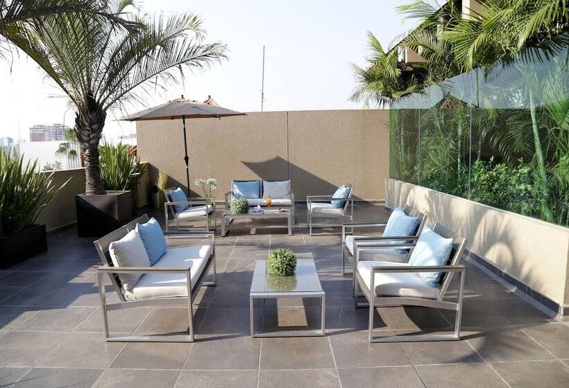 בית מלון כפרי Meson Ejecutivo Guadalajara Minerva  Av Mexico