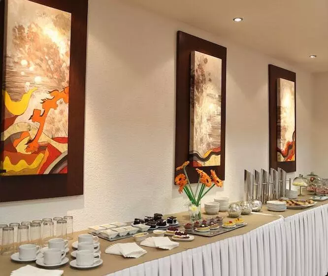 Отель Meson Ejecutivo Guadalajara Minerva Av Mexico