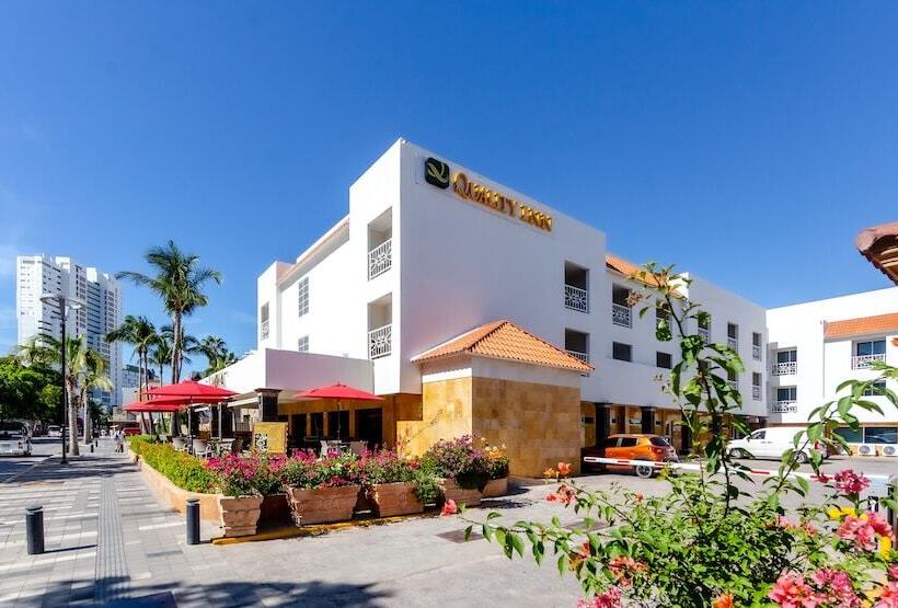 Szálloda Quality Inn Mazatlan