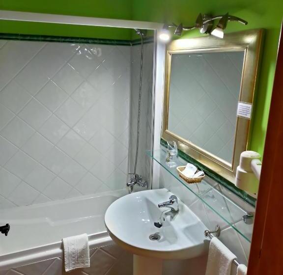 호텔 Rural Real De Laroles Nevada Bike And Treeking