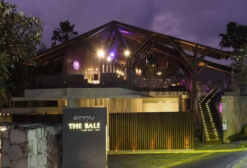 ホテル The Bale Nusa Dua By Lifestyleretreats