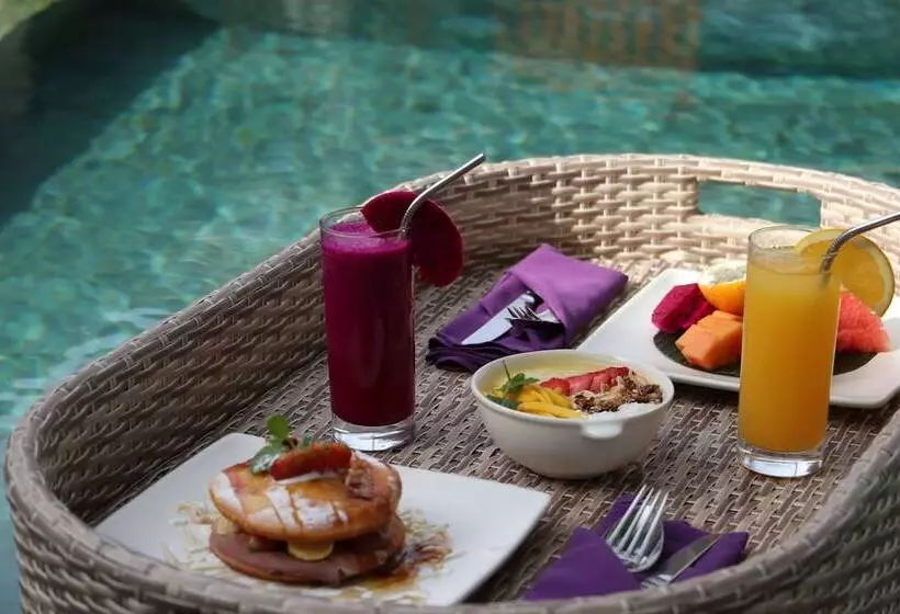 ホテル The Bale Nusa Dua By Lifestyleretreats