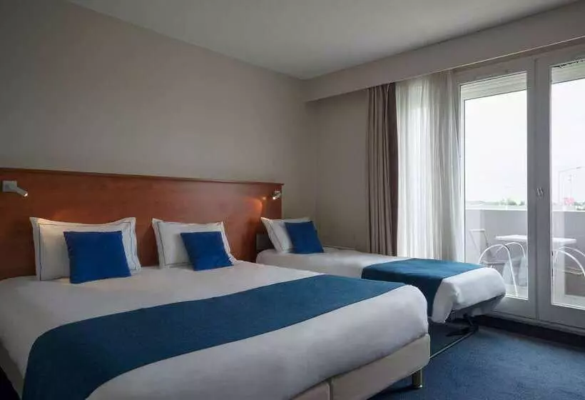 Отель The Originals Boutique, Hôtel Admiral S, Les Sablesd Olonne