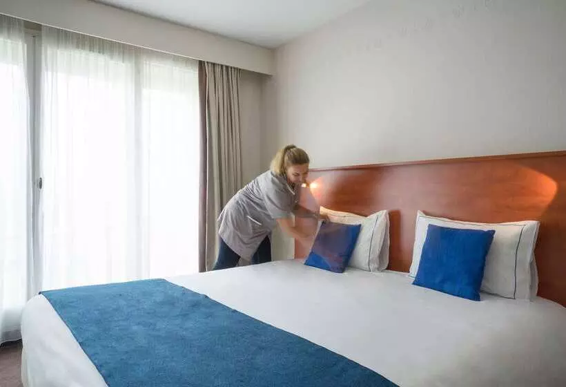 Отель The Originals Boutique, Hôtel Admiral S, Les Sablesd Olonne